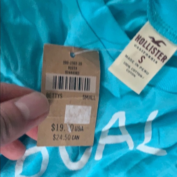 Selling Brand New Hollister Blue Tee shirt size S - Picture 3 of 3